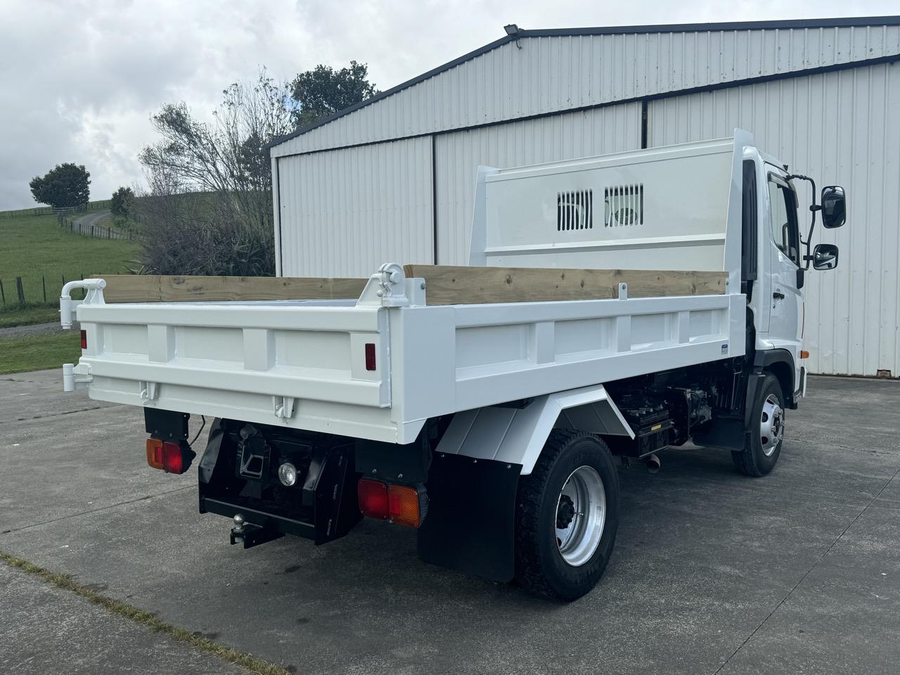 2015 HINO RANGER