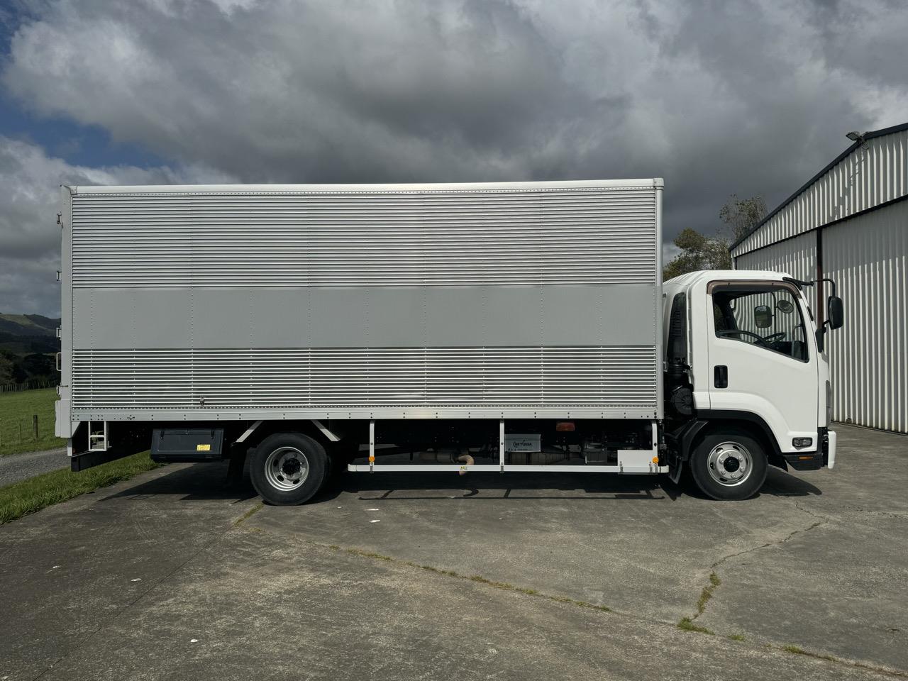 2012 ISUZU Forward