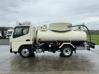 2013 Mitsubishi CANTER - Thumbnail